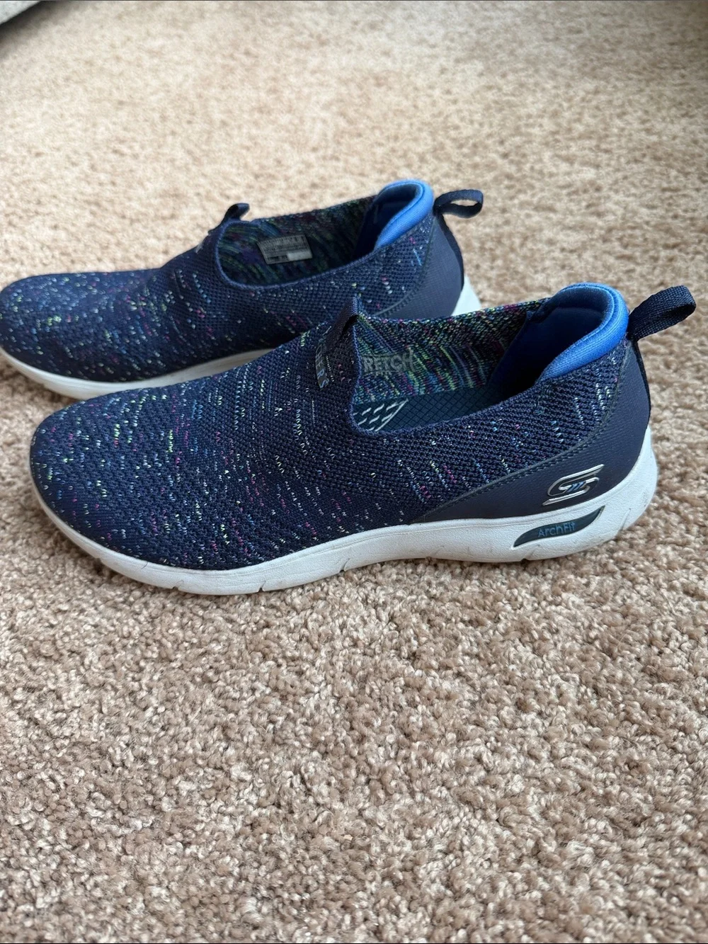 Skechers Navy Slip-On Knit Sneakers with Multicolor Speckle Size 8.5